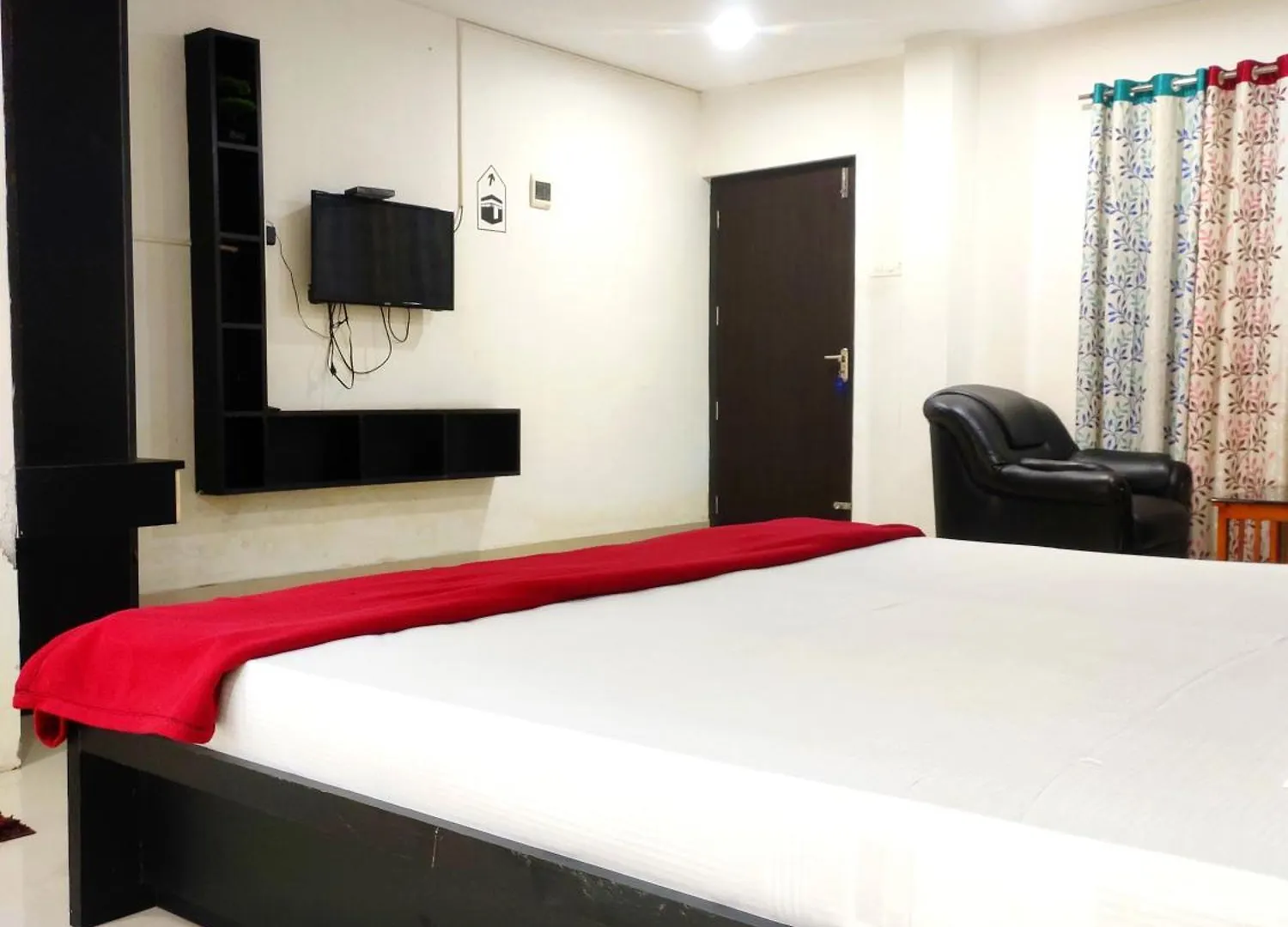 Hotel Khaleej Residency Perintalmanna