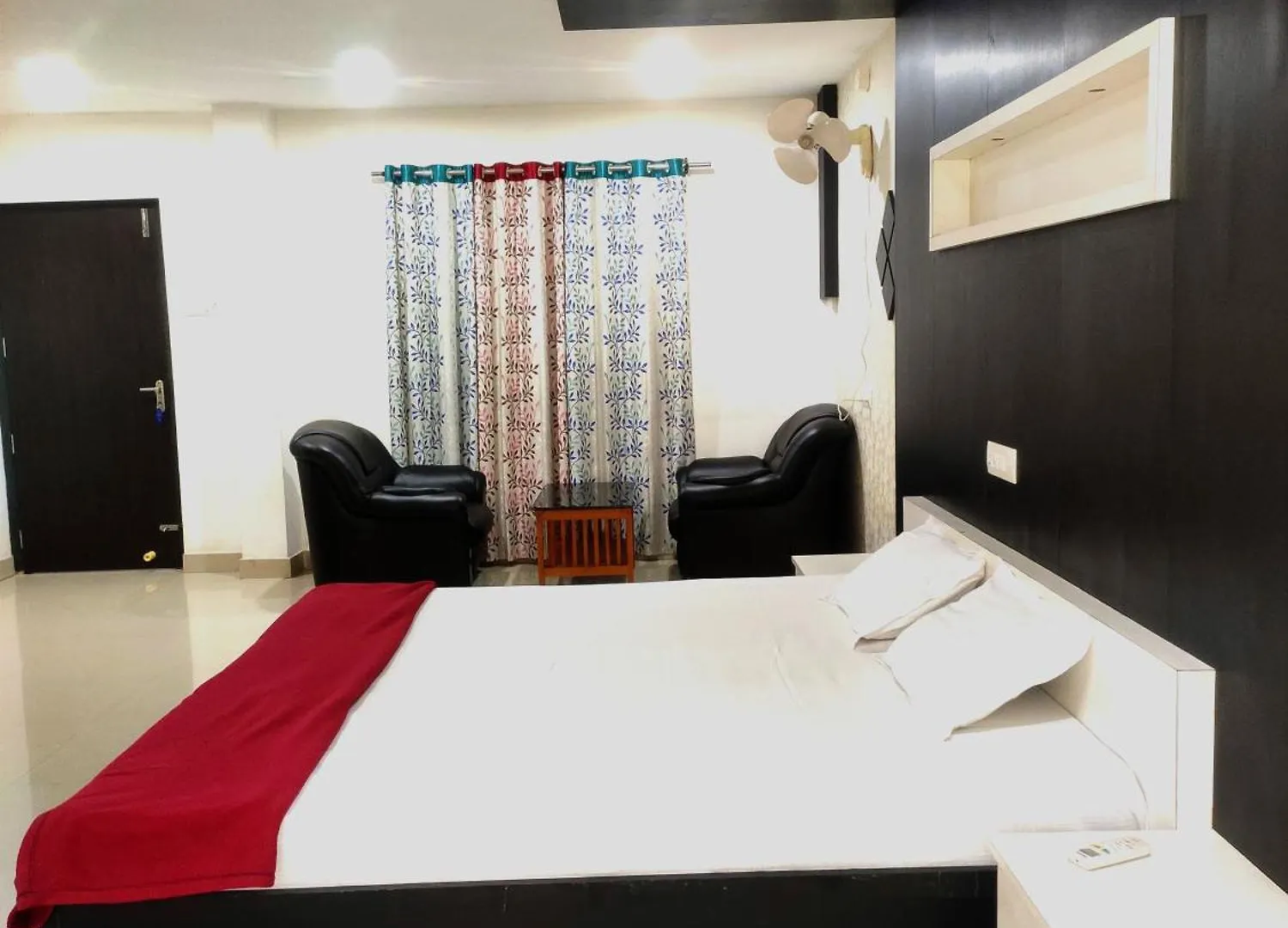 Hotel Khaleej Residency Perintalmanna